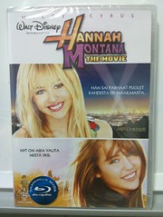 The best gift from Nokia Ever: Hannah Montana. In Finnish.