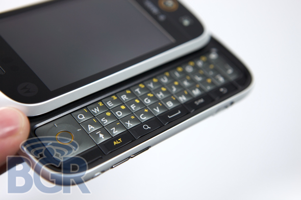 Motorola CLIQ The Motorola CLIQ / DEXT. Image credit: The Boy Genius Report.